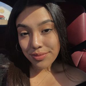 Meet your Posher, Jazmin